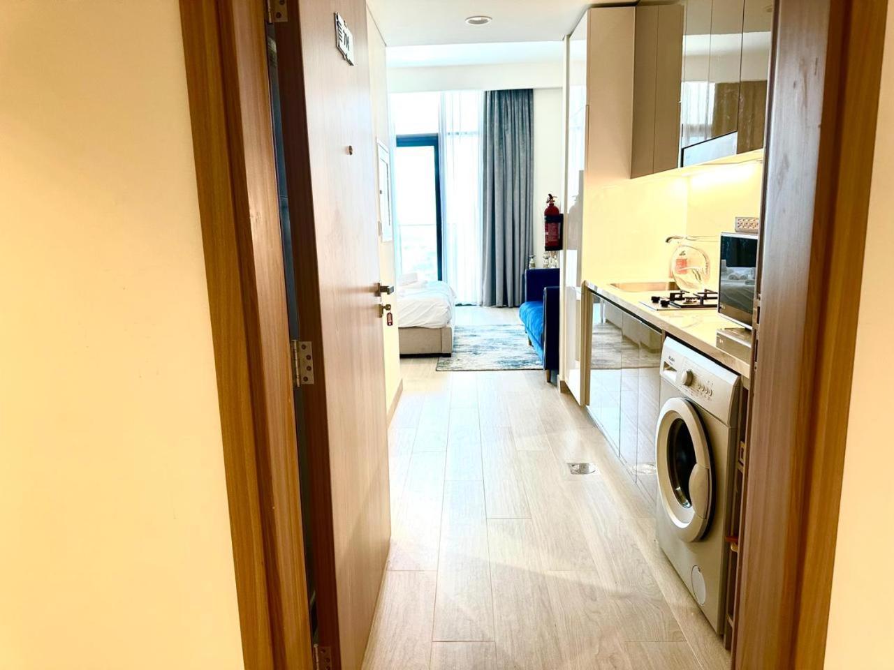 Stunning Living With Burj Khalifa View Apartment *